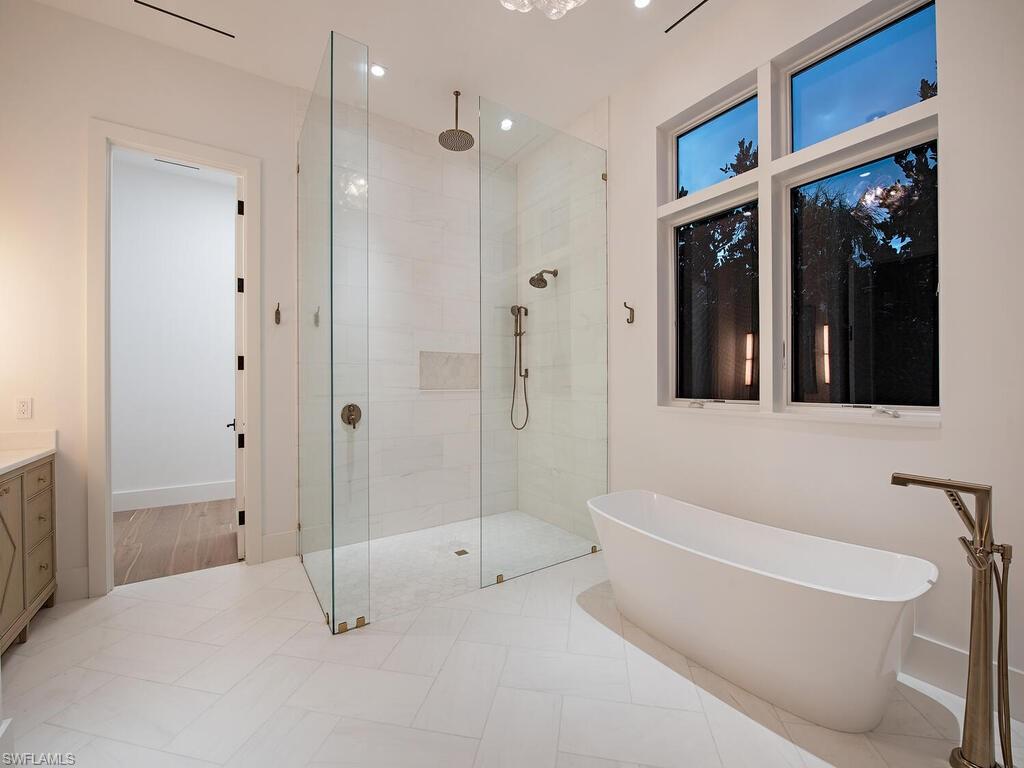 OLDE NAPLES - Residential