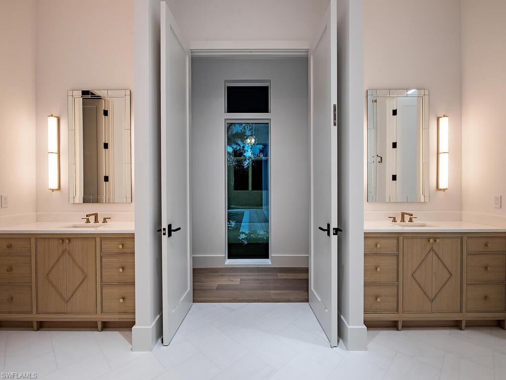 OLDE NAPLES - Residential