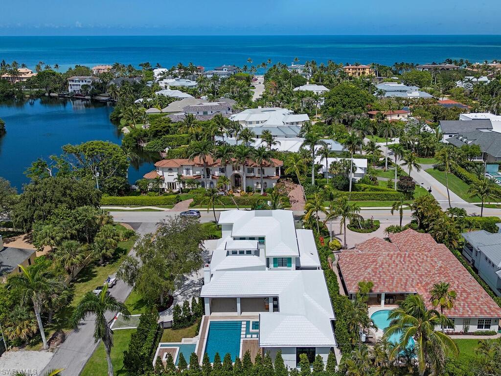 OLDE NAPLES - Residential