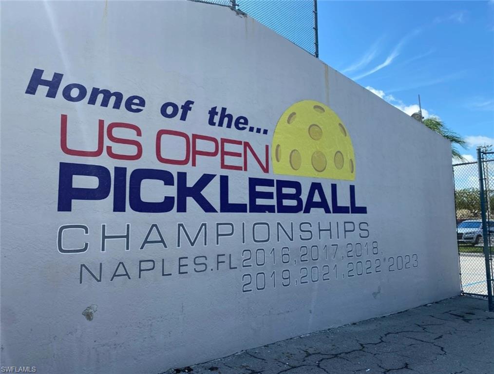 LAKE KELLY - Residential