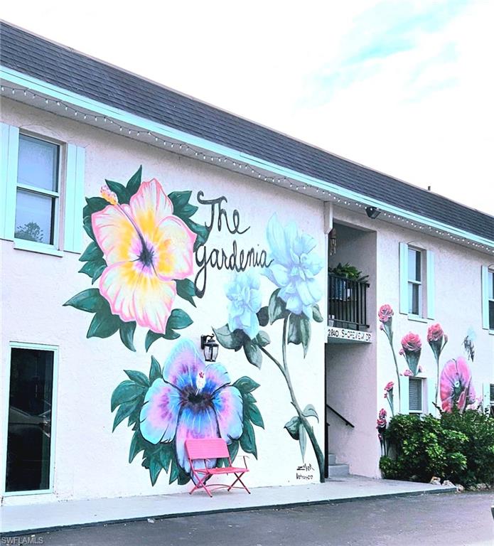 LAKE KELLY - Residential