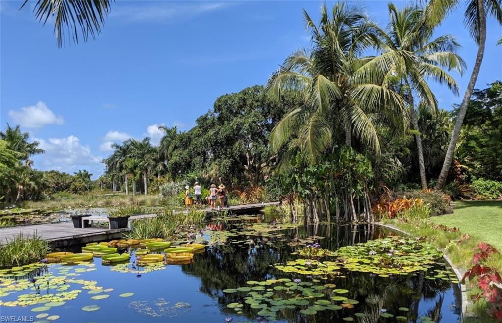LAKE KELLY - Residential