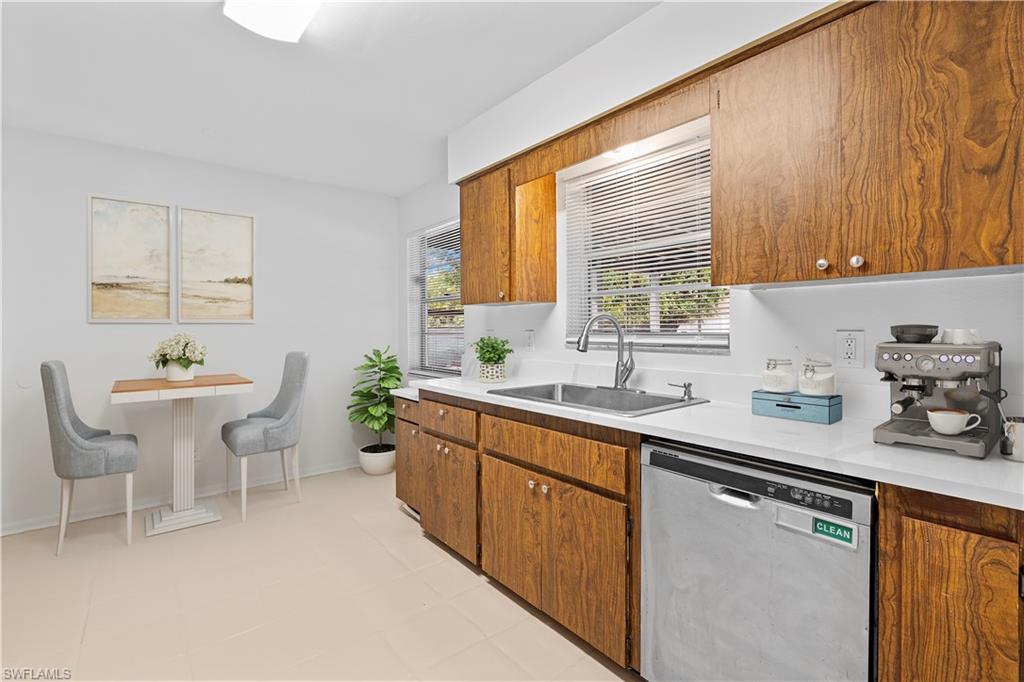 GOLDEN GATE CITY - Residential