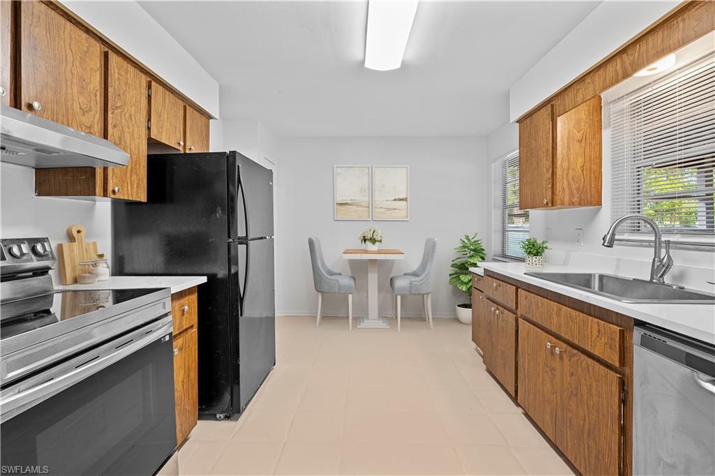 GOLDEN GATE CITY - Residential