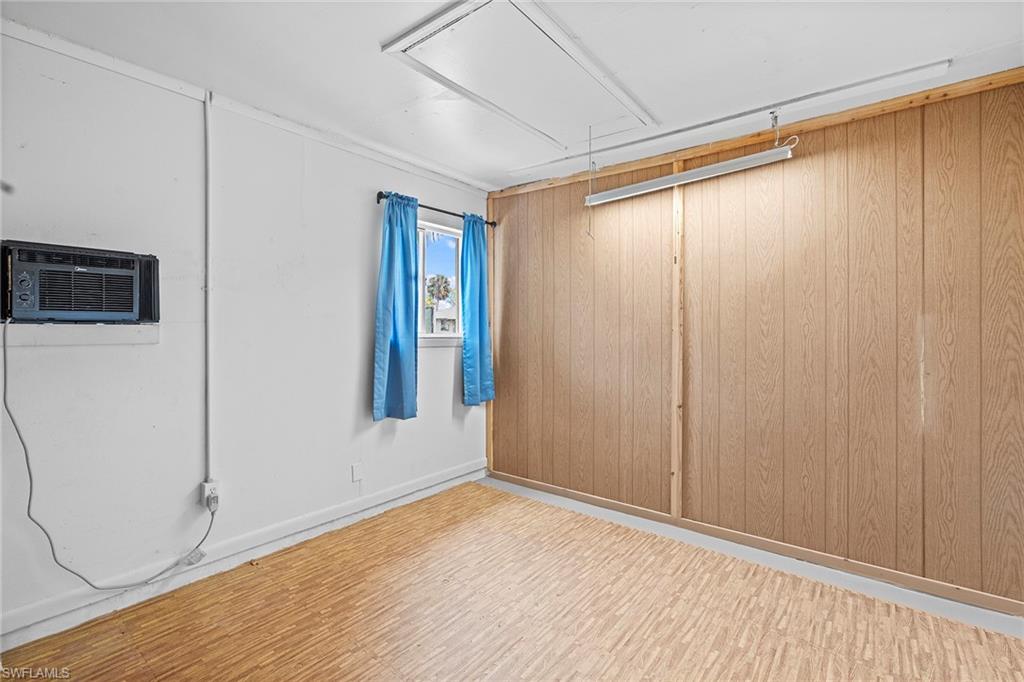 GOLDEN GATE CITY - Residential