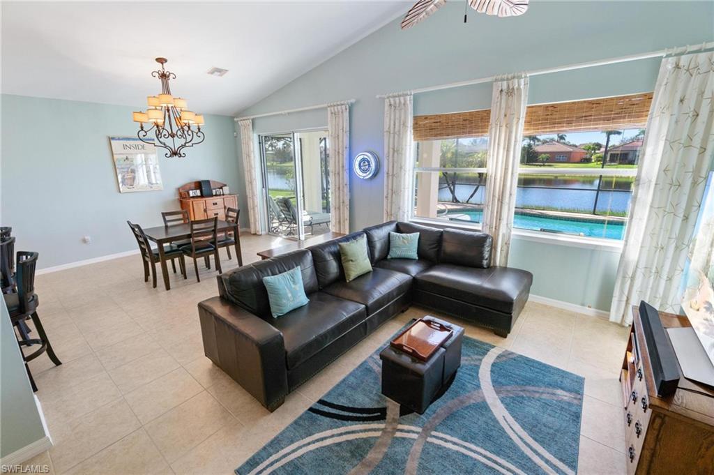 VALENCIA COUNTRY CLUB - Residential