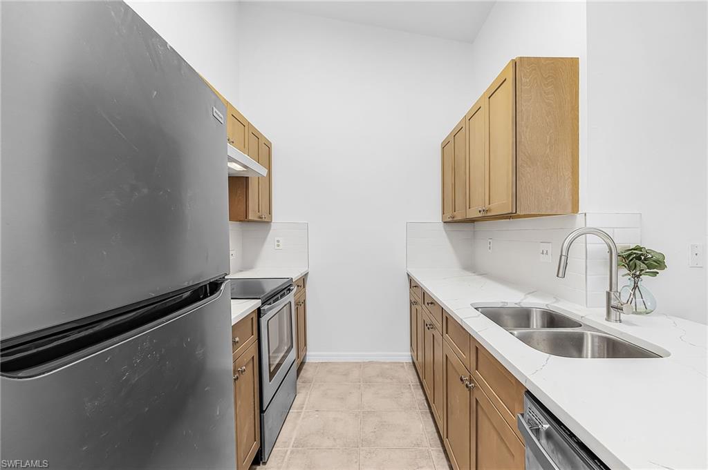 COURTYARDS OF CAPE CORAL SOUTH - Residential