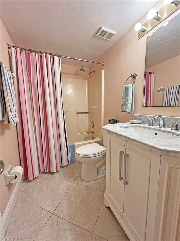 NAPLES WALK - Residential Lease