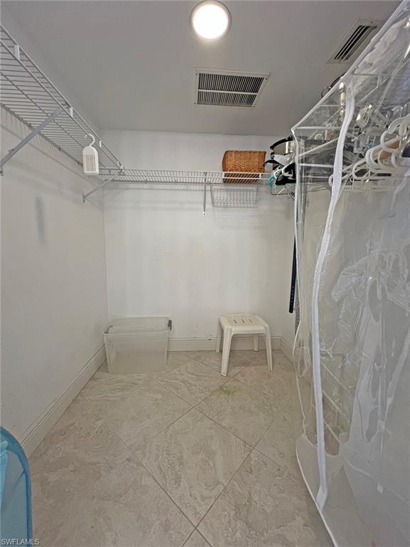 NAPLES WALK - Residential Lease