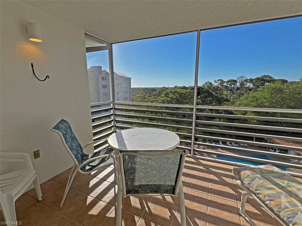 NAPLES WALK - Residential Lease