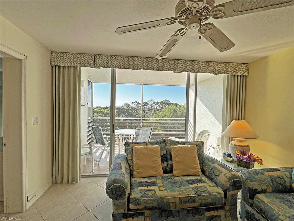 NAPLES WALK - Residential Lease