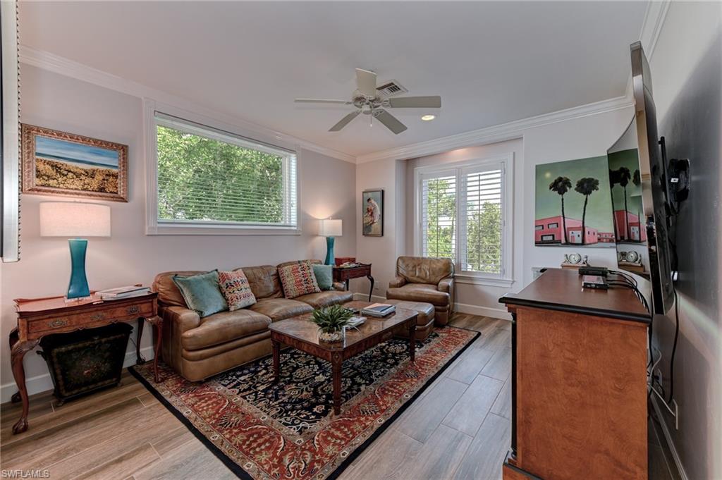 COTTAGES AT BAREFOOT - Residential