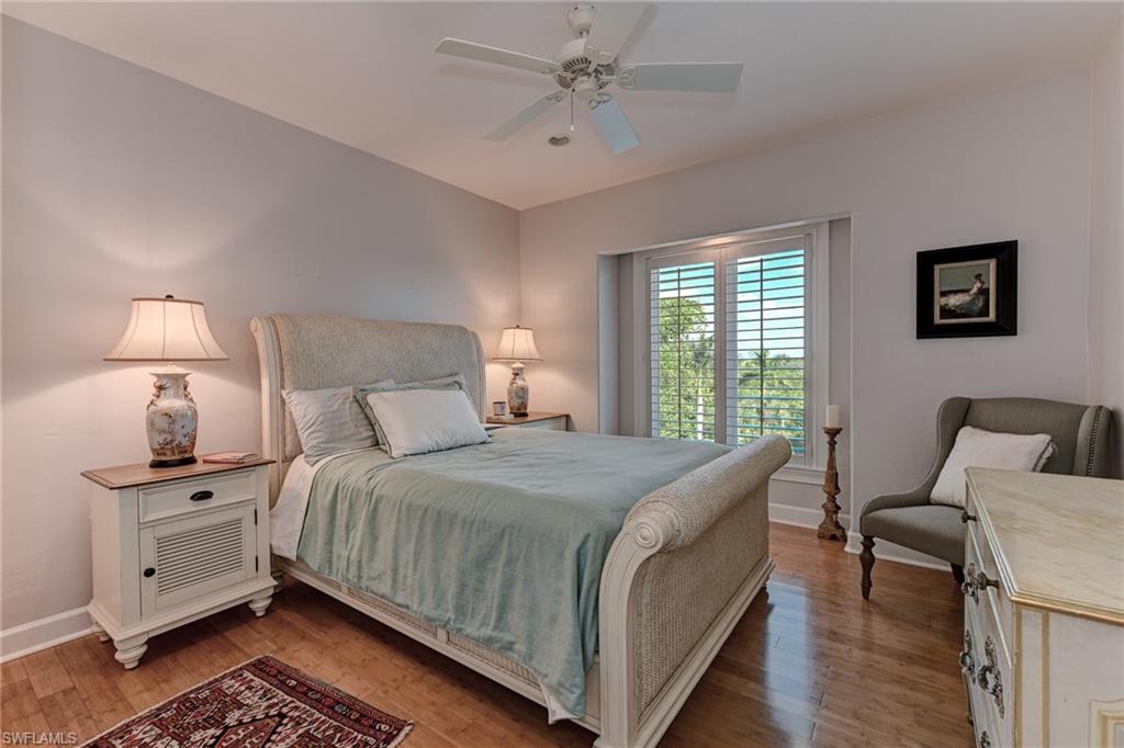 COTTAGES AT BAREFOOT - Residential