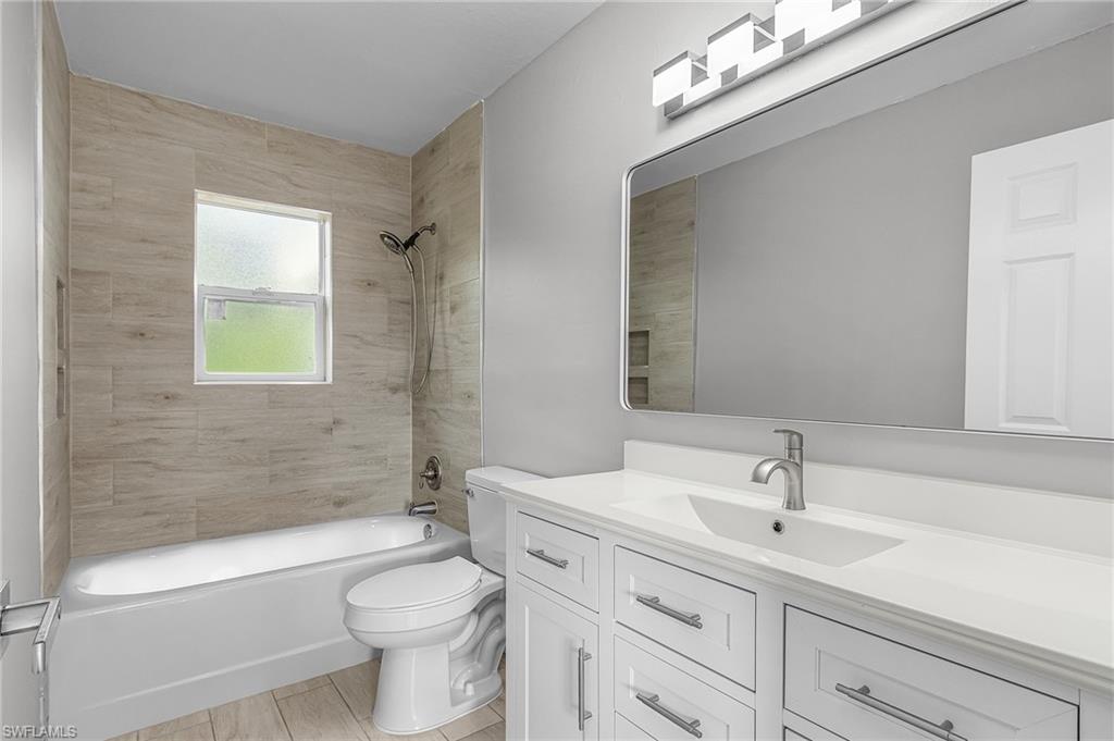 ISLAND PARK WOODLANDS - Residential