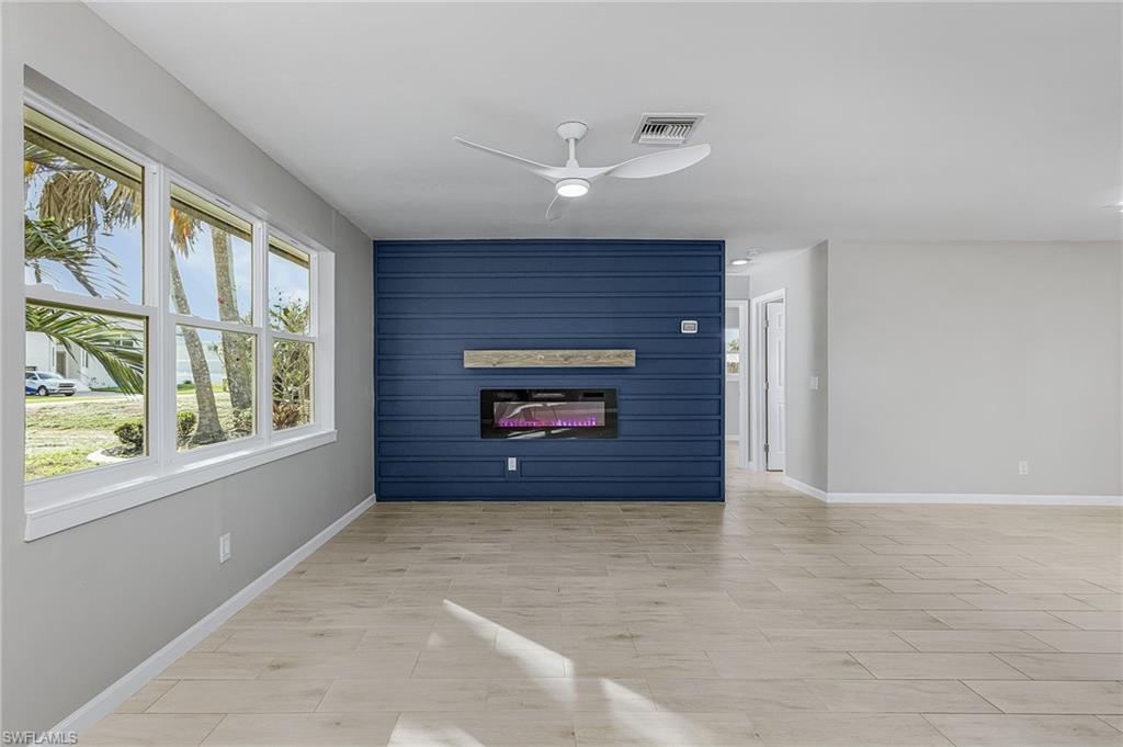 ISLAND PARK WOODLANDS - Residential