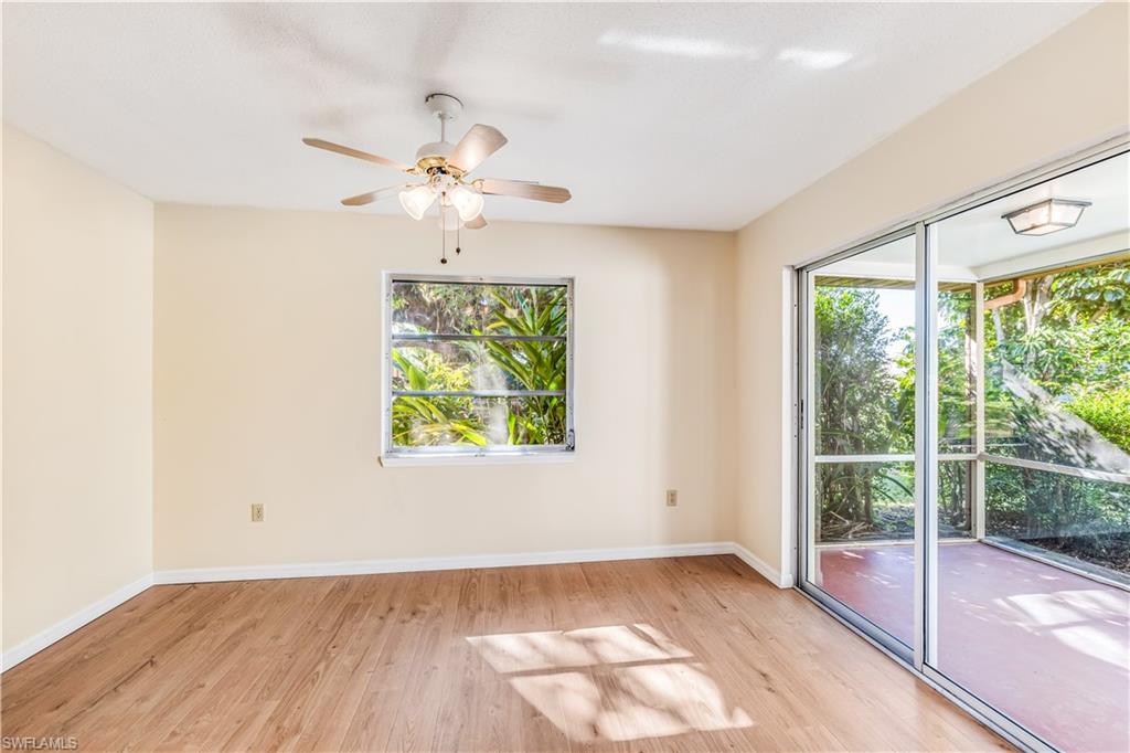 PARADISE SHORES - Residential