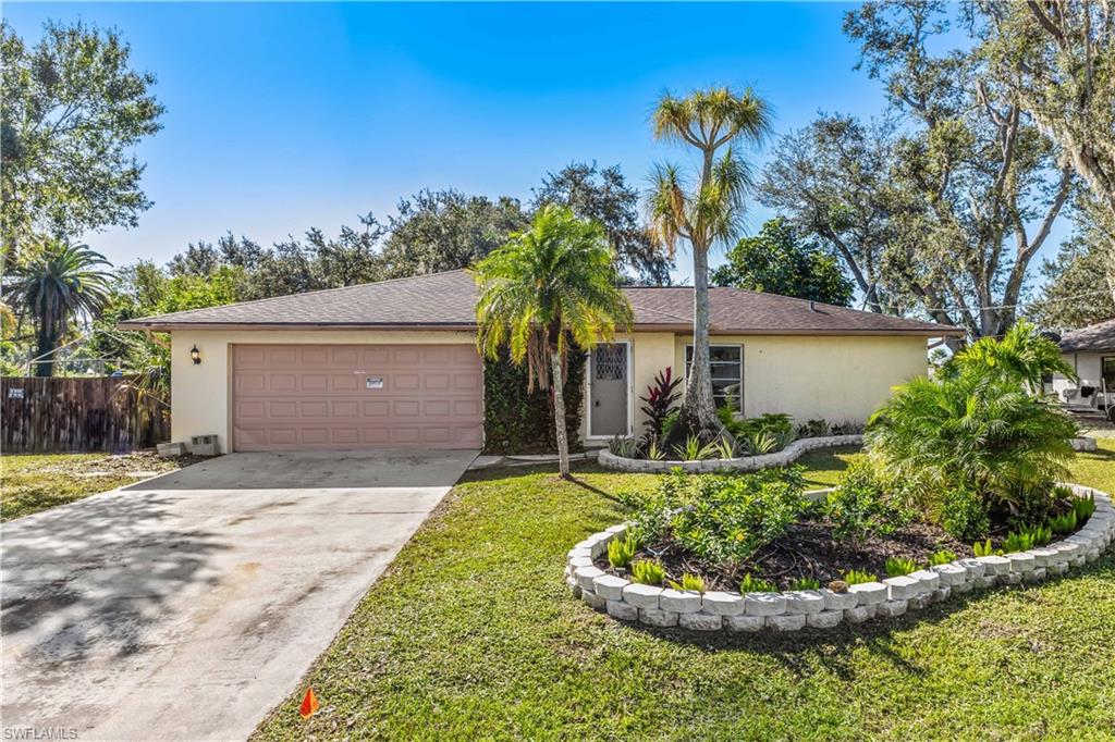 PARADISE SHORES - Residential