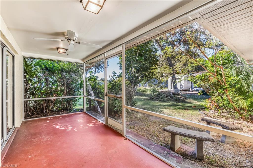 PARADISE SHORES - Residential