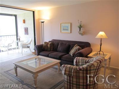 STEAMBOAT BEND - Residential