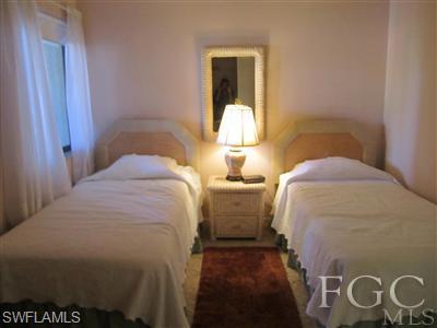 STEAMBOAT BEND - Residential