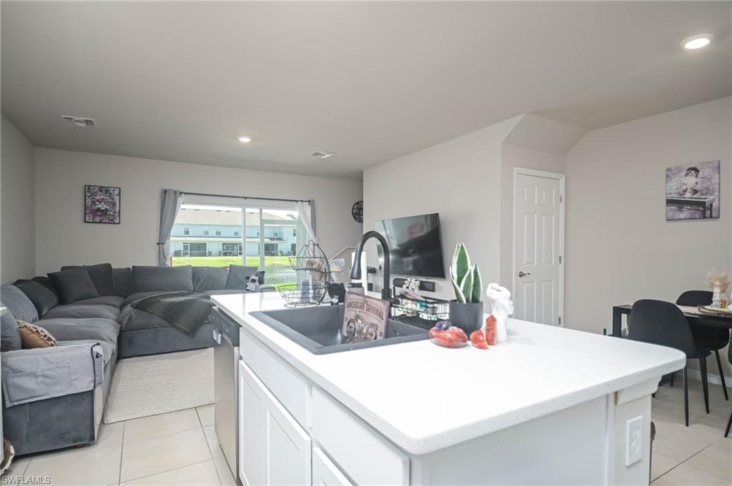 MEADOWOOD - Residential