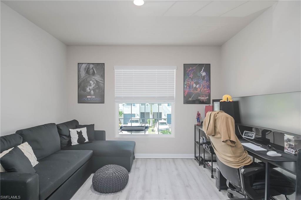 MEADOWOOD - Residential