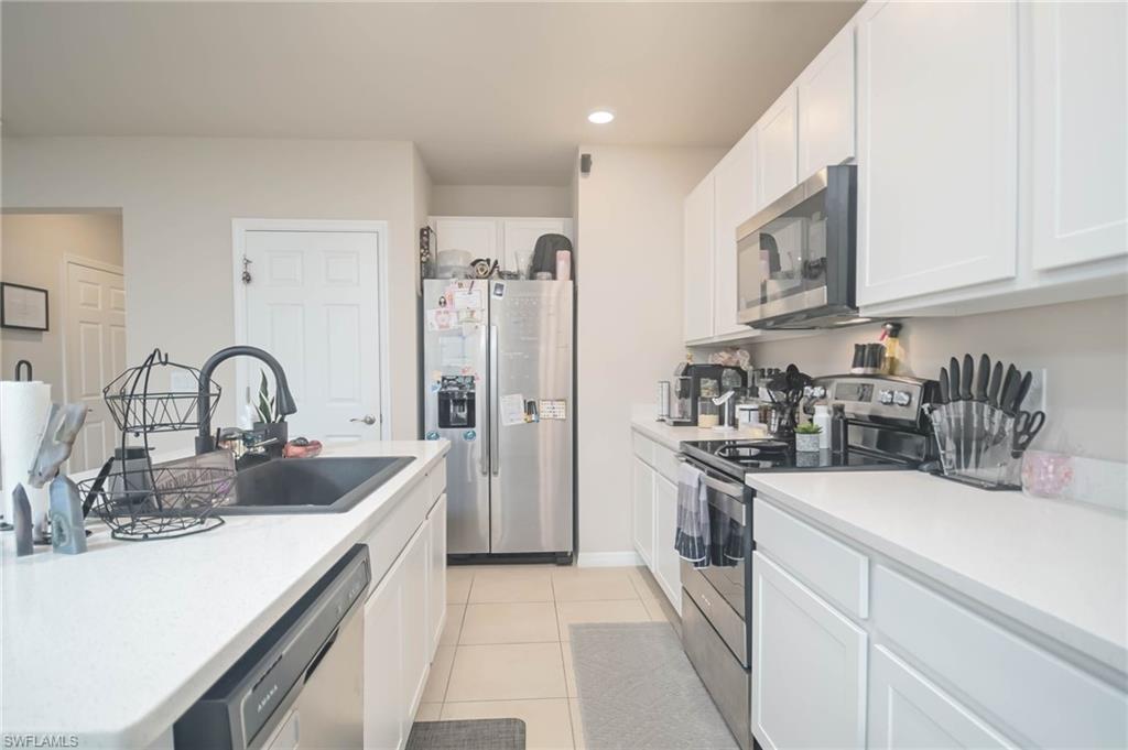 MEADOWOOD - Residential