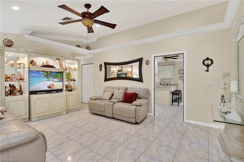 GOLDEN GATE ESTATES - Residential