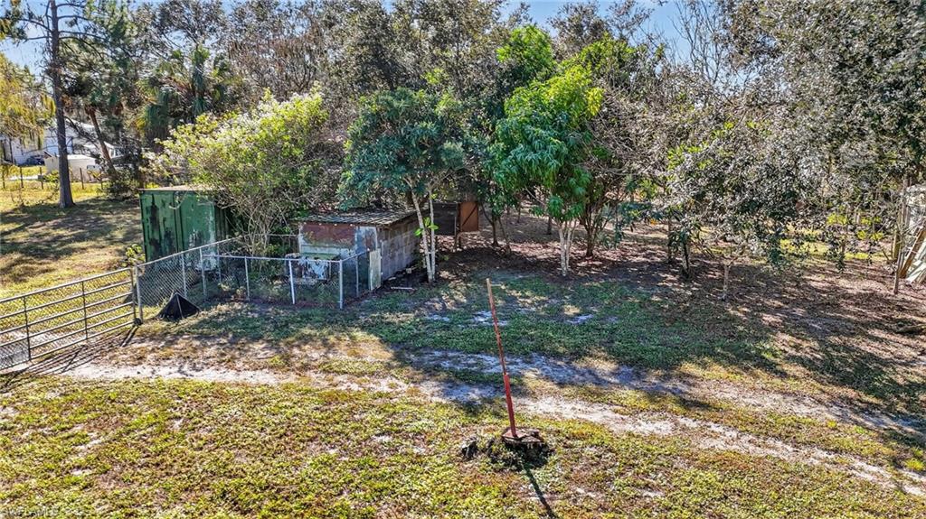 GOLDEN GATE ESTATES - Residential