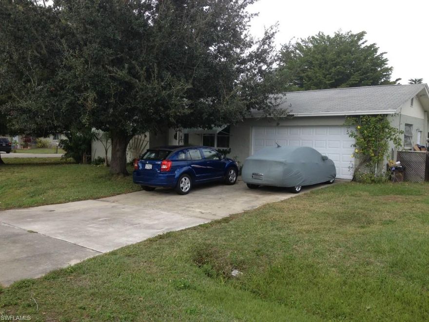 This is a Short Sale, subject to existing lender's approval, which could result in delays. Single-Family Home. has 2 beds, 1 ½ bath,(Master Bedroom has toillete and sink) easy access to schools, shopping, public transportation etc. Great area of Fort Myers Shore and close to the Franklin Lock.