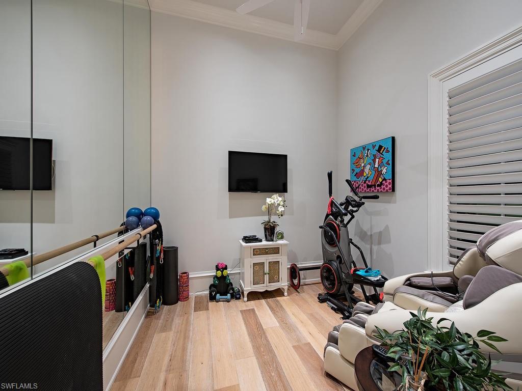 PINE RIDGE - Residential