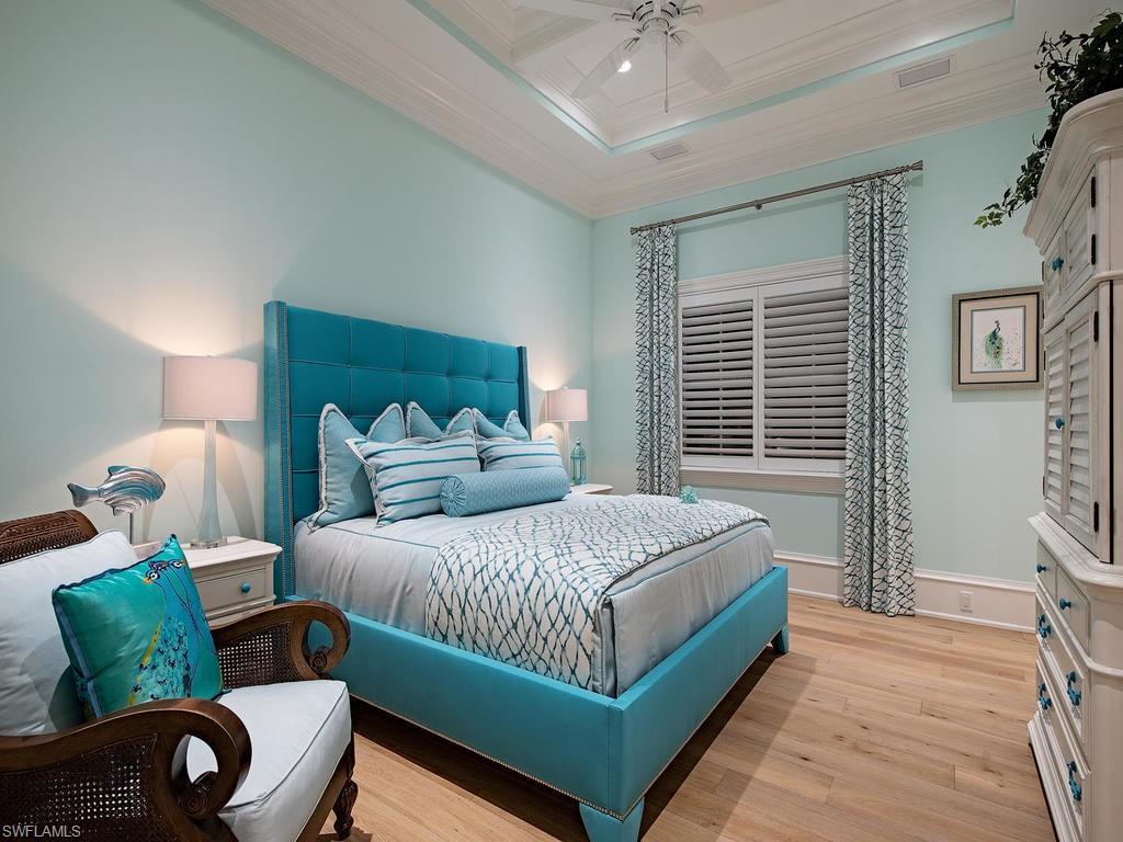 PINE RIDGE - Residential