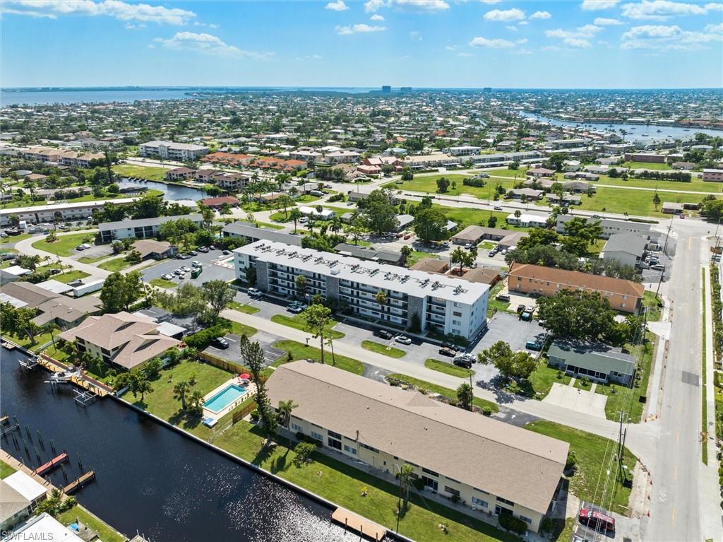 CAPEWAY CONDO - Residential