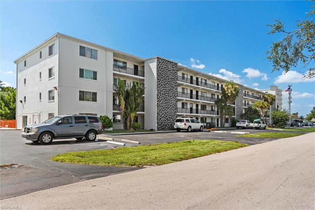 CAPEWAY CONDO - Residential