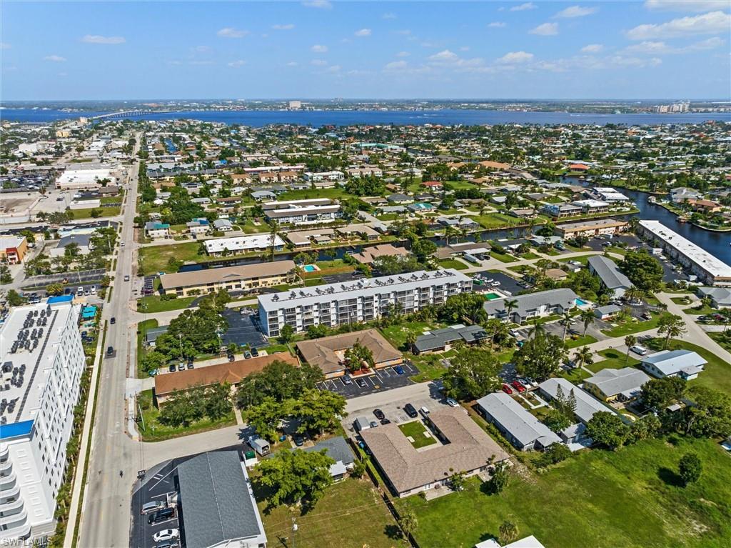 CAPEWAY CONDO - Residential