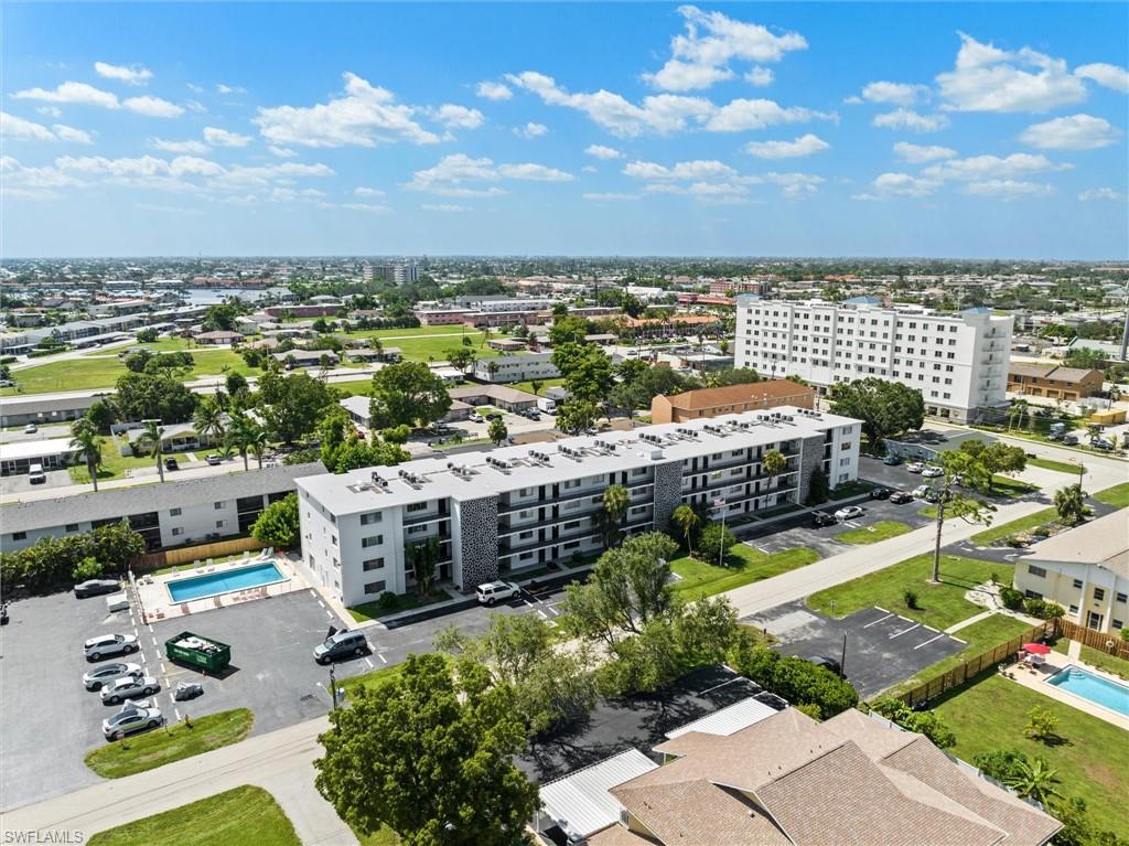 CAPEWAY CONDO - Residential