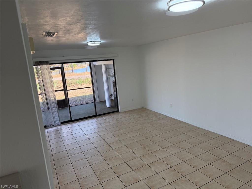 SAN CARLOS PARK - Residential