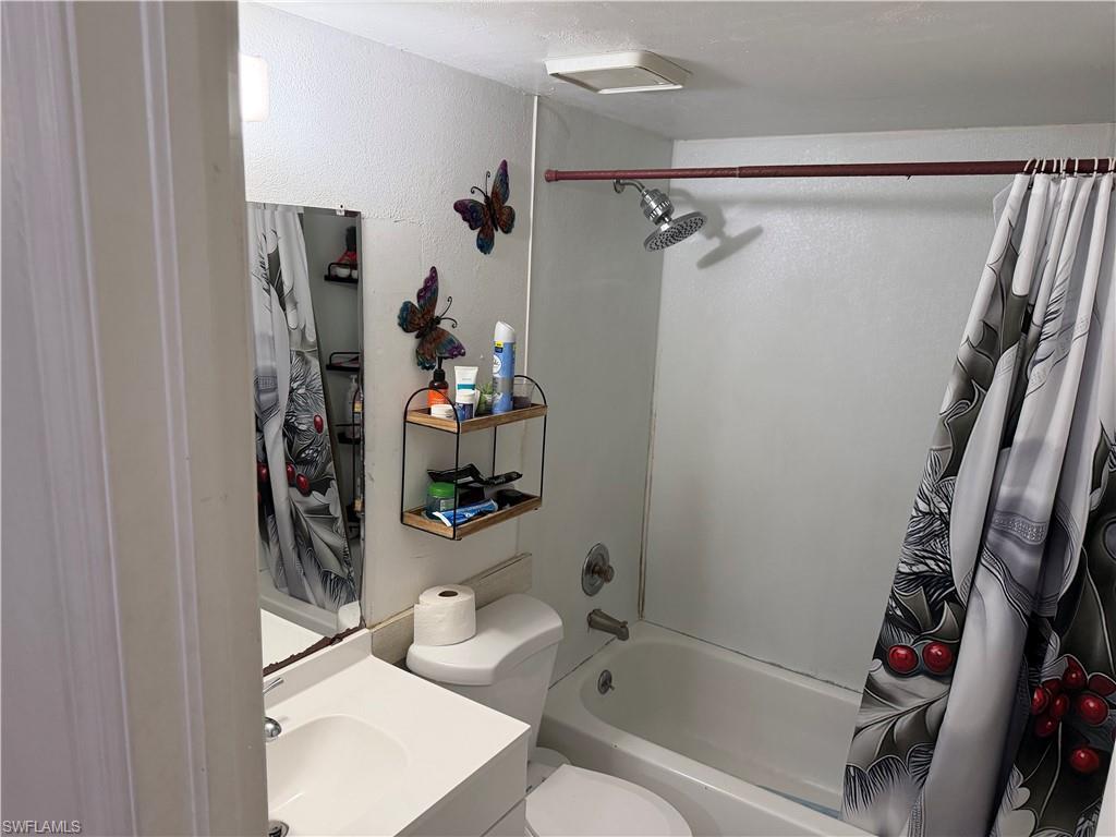 SAN CARLOS PARK - Residential