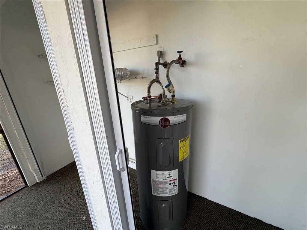 SAN CARLOS PARK - Residential