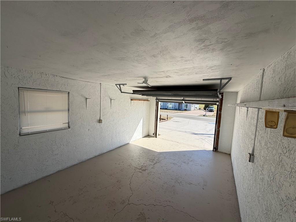 SAN CARLOS PARK - Residential