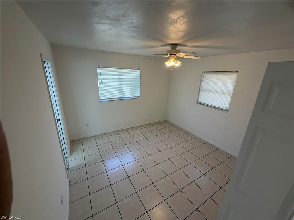 SAN CARLOS PARK - Residential