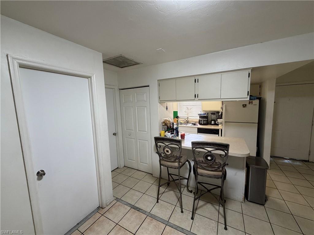 SAN CARLOS PARK - Residential