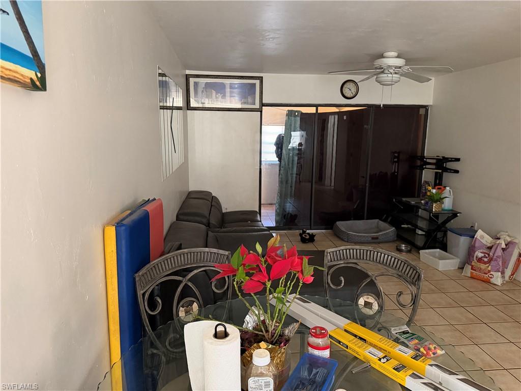 SAN CARLOS PARK - Residential