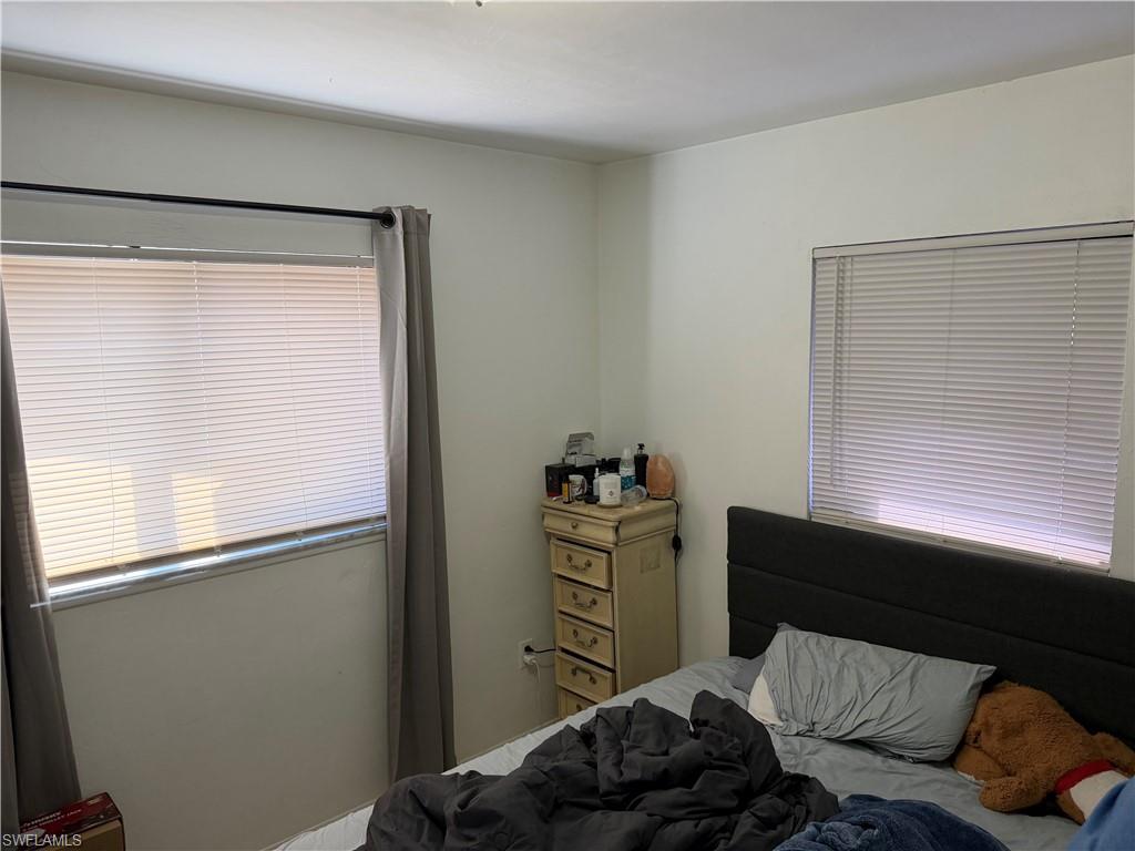 SAN CARLOS PARK - Residential