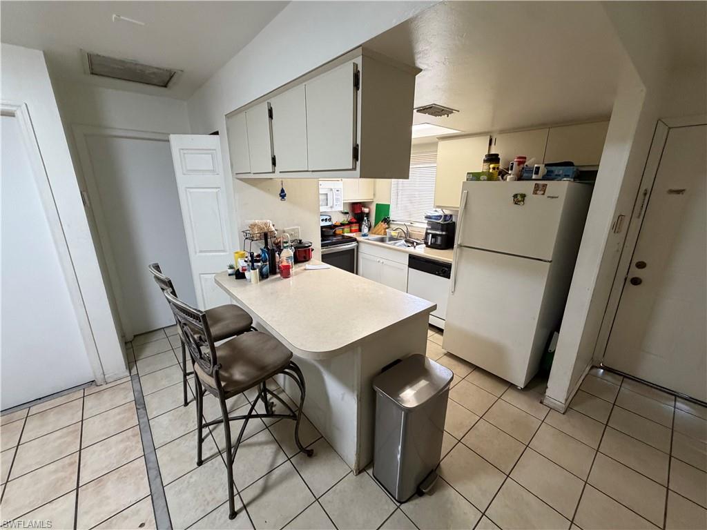 SAN CARLOS PARK - Residential