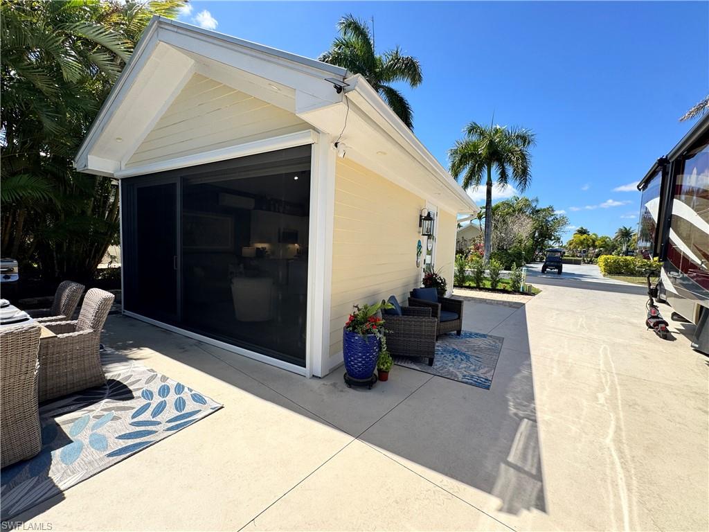 RIVERBEND MOTORCOACH RESORT - Land