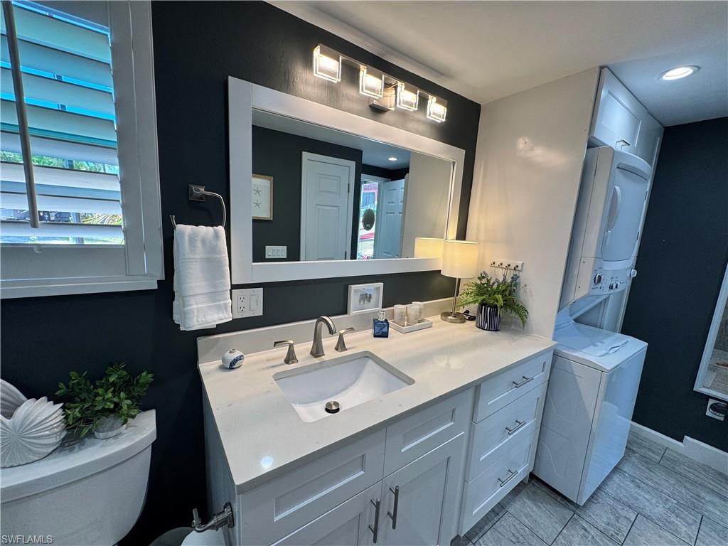 RIVERBEND MOTORCOACH RESORT - Land