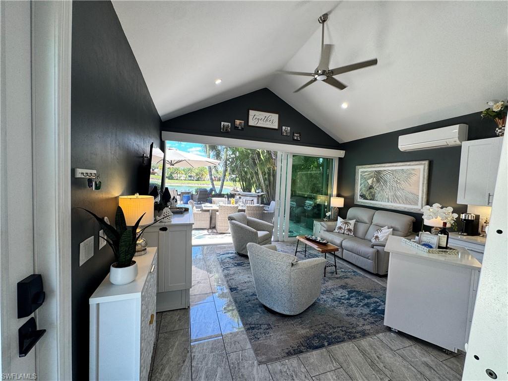 RIVERBEND MOTORCOACH RESORT - Land