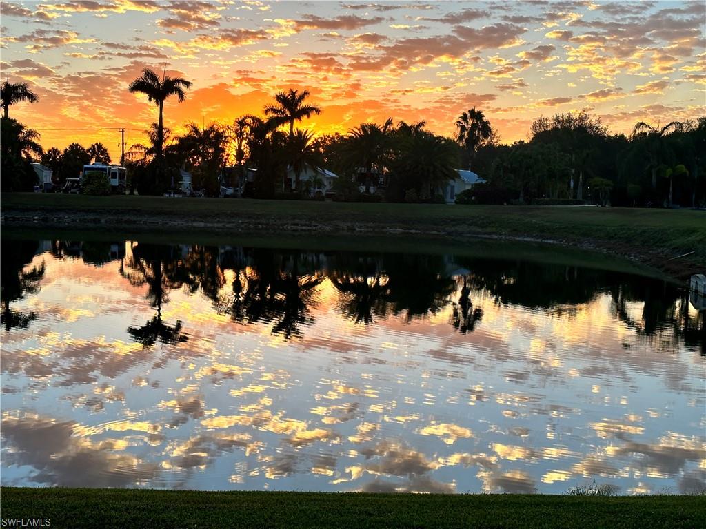 RIVERBEND MOTORCOACH RESORT - Land