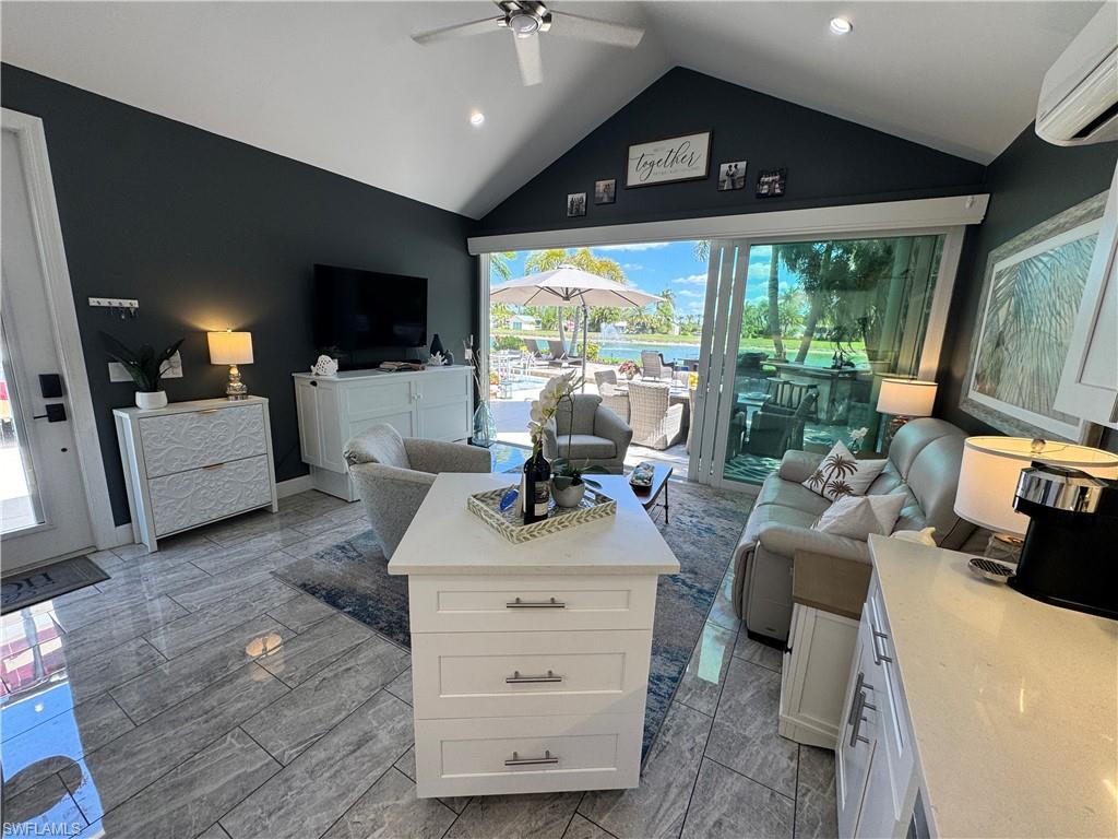 RIVERBEND MOTORCOACH RESORT - Land